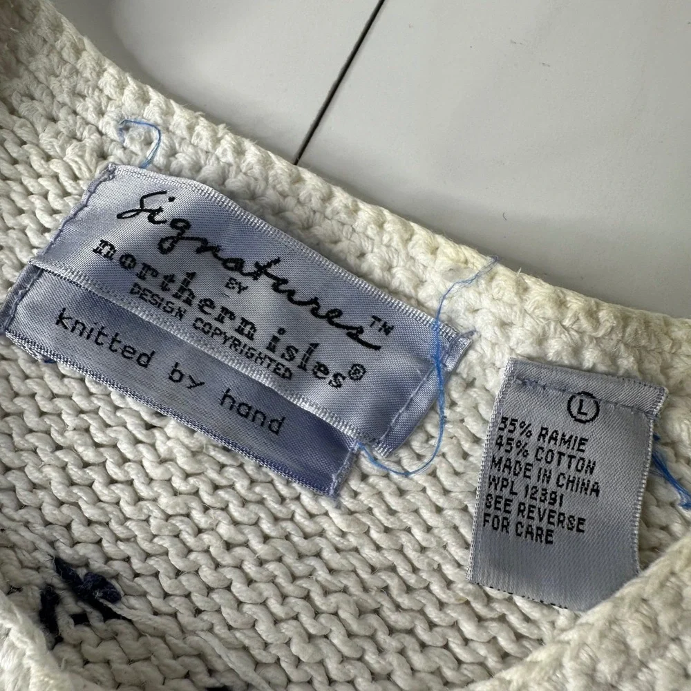 Signatures Northern Isles Hand Knit‎ Sweater White Fruit Americana Vtg 90s Sz L